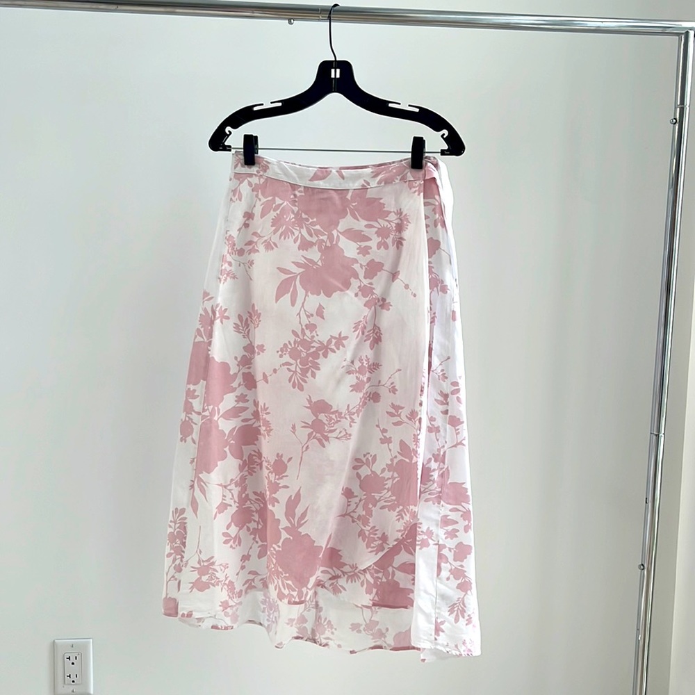 SFA white and light pink linen wrap skirt